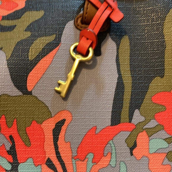 Fossil Multi Color large purse - Picture 3 of 12